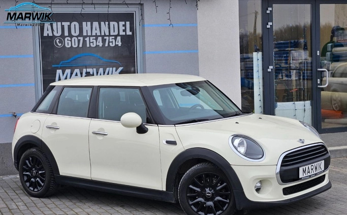 MINI ONE cena 59901 przebieg: 149453, rok produkcji 2019 z Czaplinek małe 232